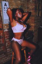 Amour C's gallery photo 1