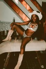 Amour C of London  Photo 2