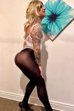 Isabella deluxe's gallery photo 8