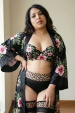 Msseductressuk 's gallery photo 11