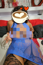Scarlet's gallery photo 2