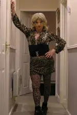ZoeSapphireFeelgood's gallery photo 10