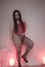 Laura Tyler 's gallery photo 26