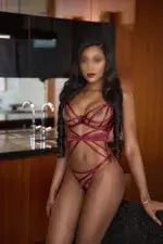 Zara Luxa's gallery photo 2