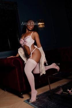 Ama Daisy's main photo 1